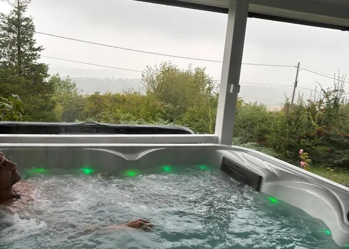 Szarvas Vendeghaz 아파트 Zebegény